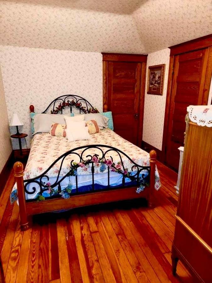 Historic 1912 Hoover House Bed And Breakfast Waynesboro Экстерьер фото